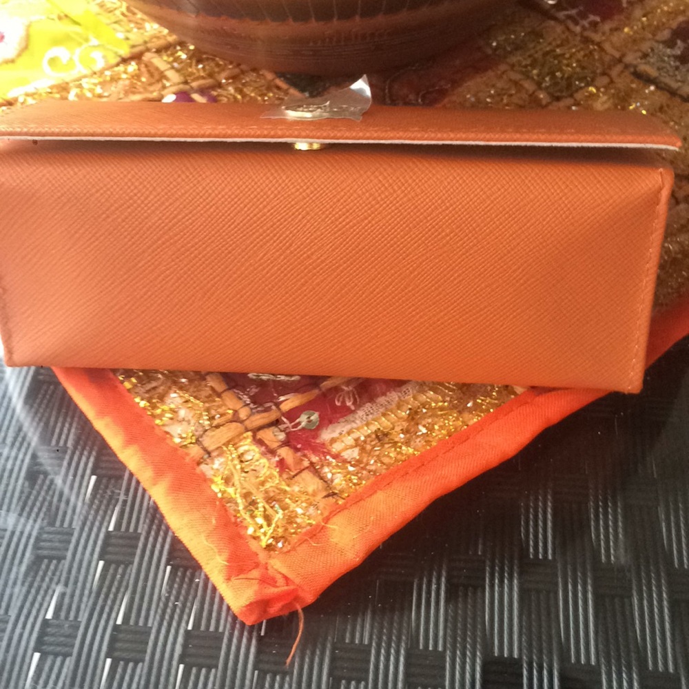 Tory Burch - Picture 2 of 8